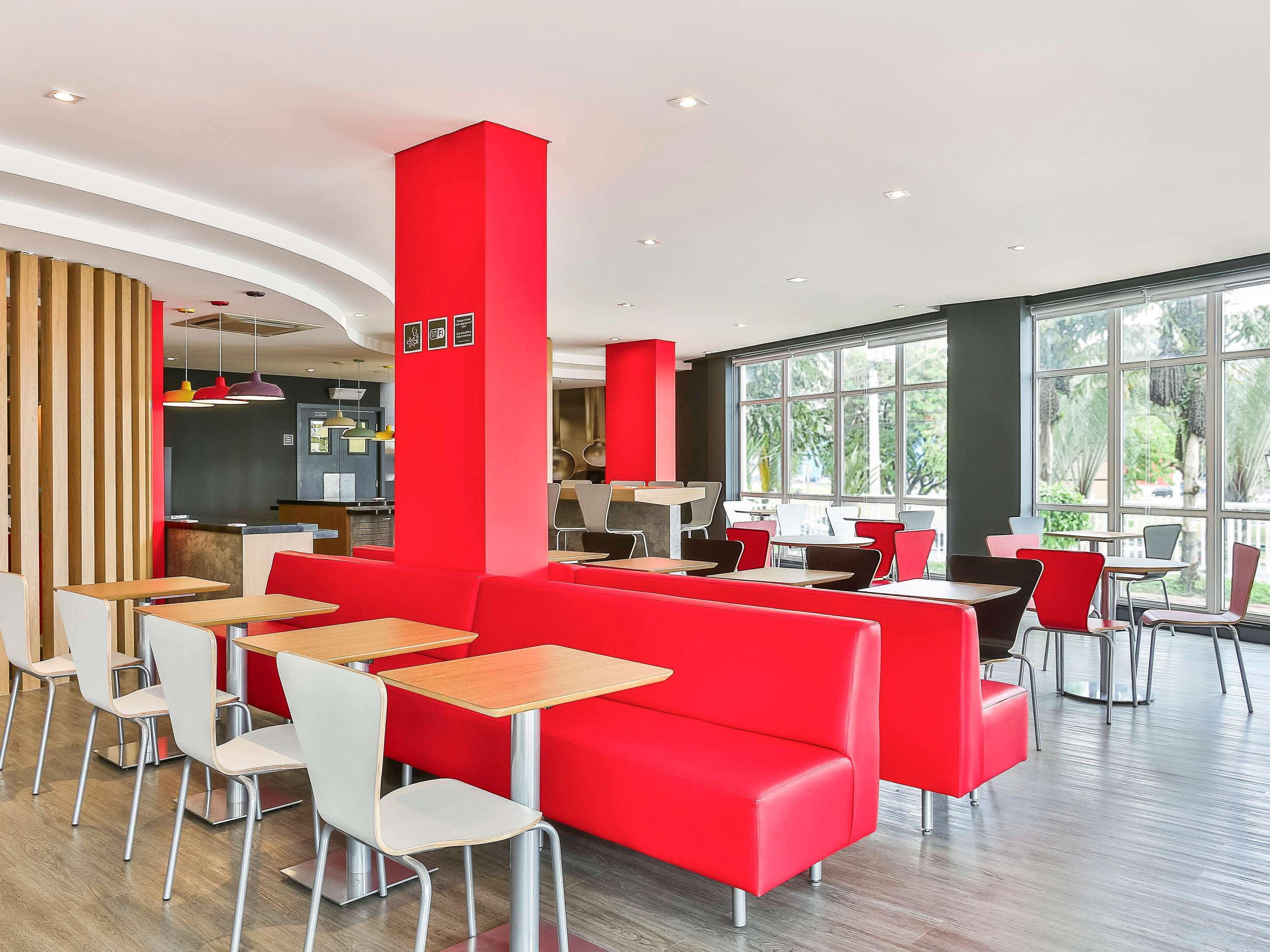 Hotel Ibis Sao Jose Dos Campos Colinas Esterno foto