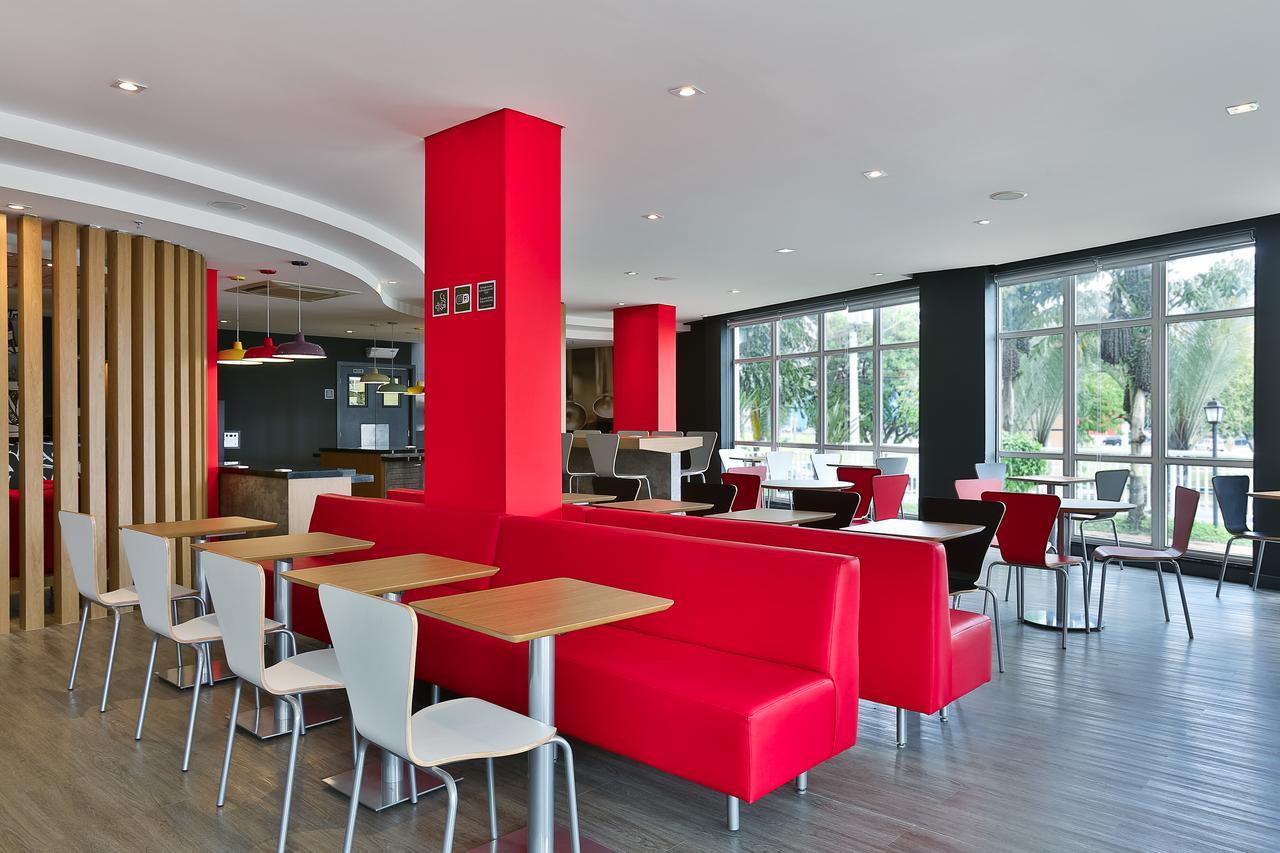 Hotel Ibis Sao Jose Dos Campos Colinas Esterno foto