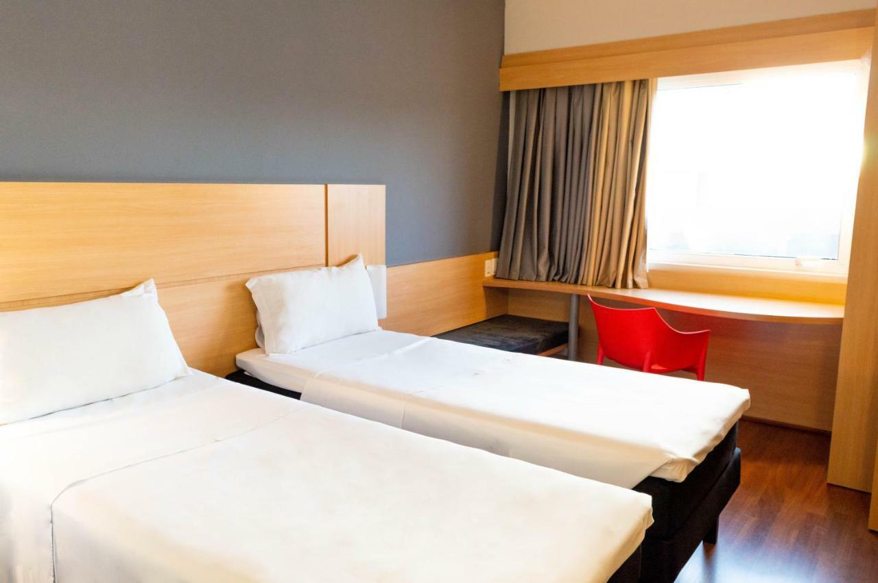 Hotel Ibis Sao Jose Dos Campos Colinas Esterno foto